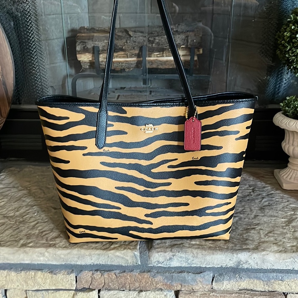 Coach tote, tiger print